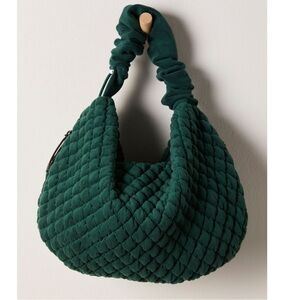 NWT Free People Pucker Up Fleece Carryall Bag in Evergreen